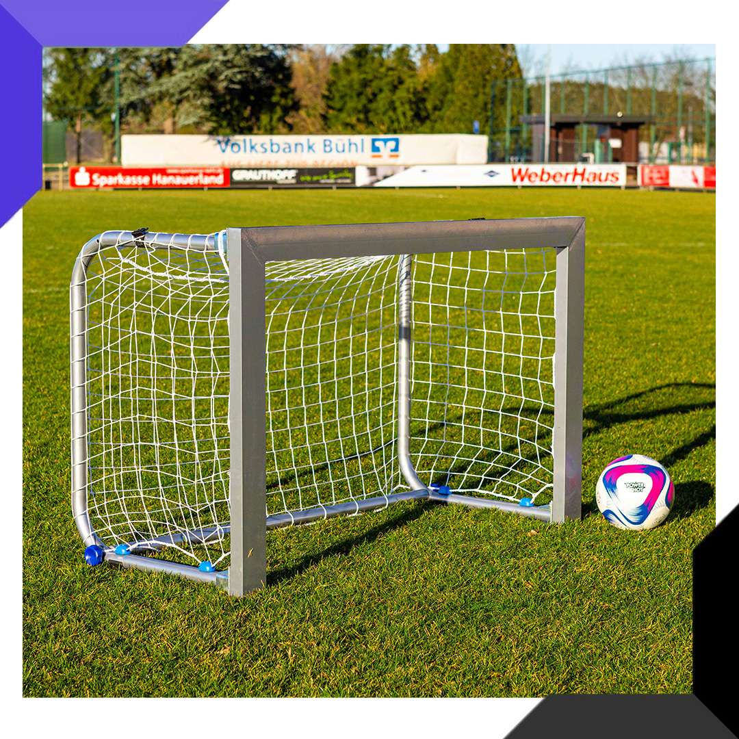 photo Tuinvoetbal doel: vergelijking