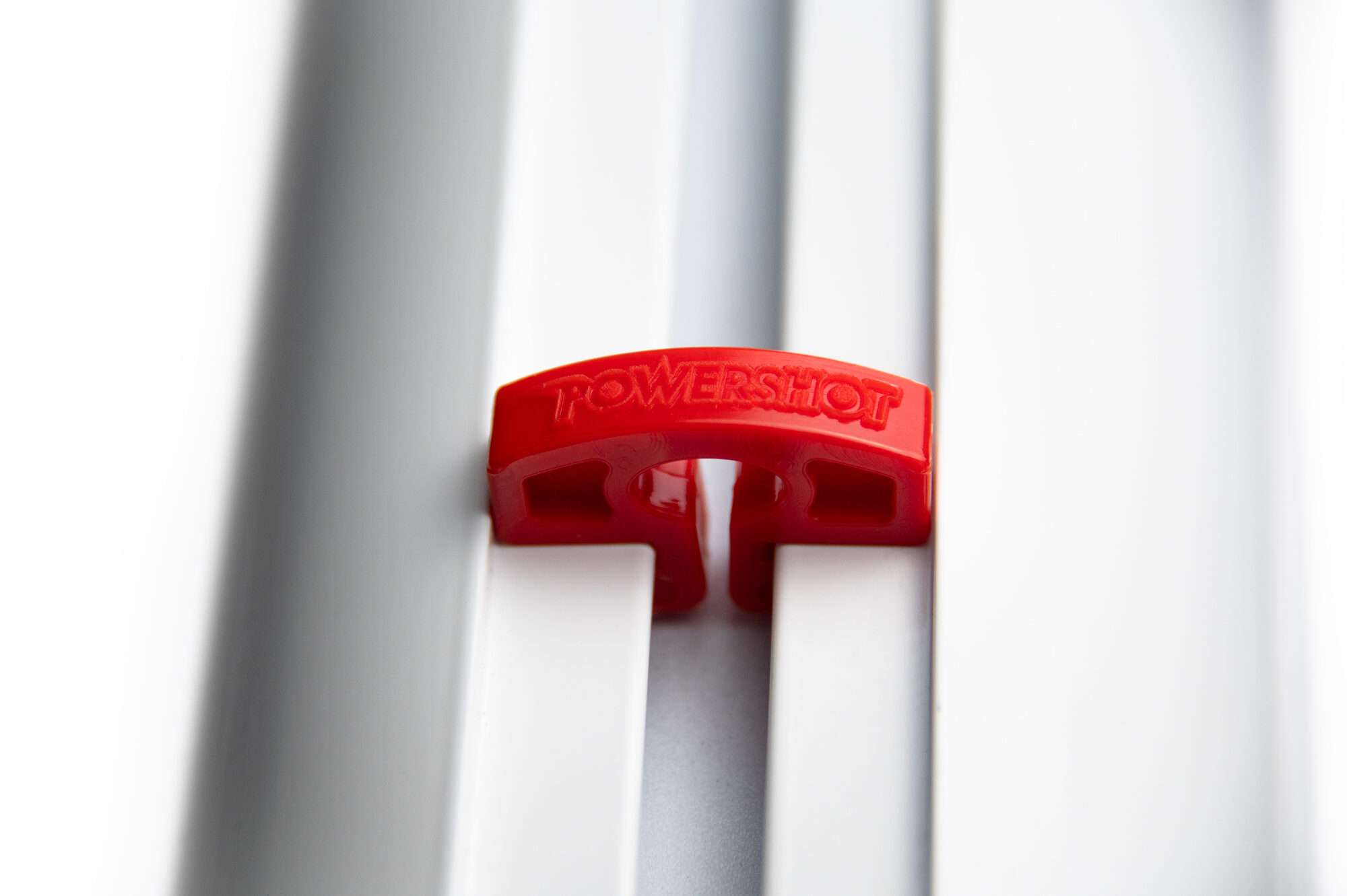 Image du produit : Crochet de filet pour but en aluminium 120 x 100 mm (lot de 10) Rouge