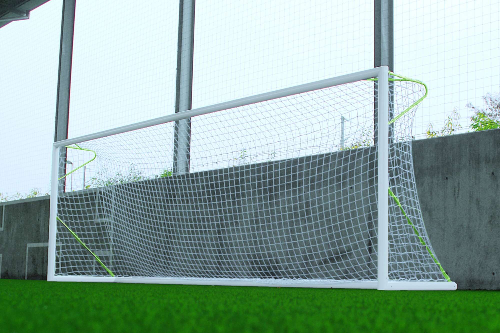 Image du produit : Verplaatsbaar aluminium 8-a-side voetbaldoel, 6 x 2,1 m - Keuze uit verschillende kleuren