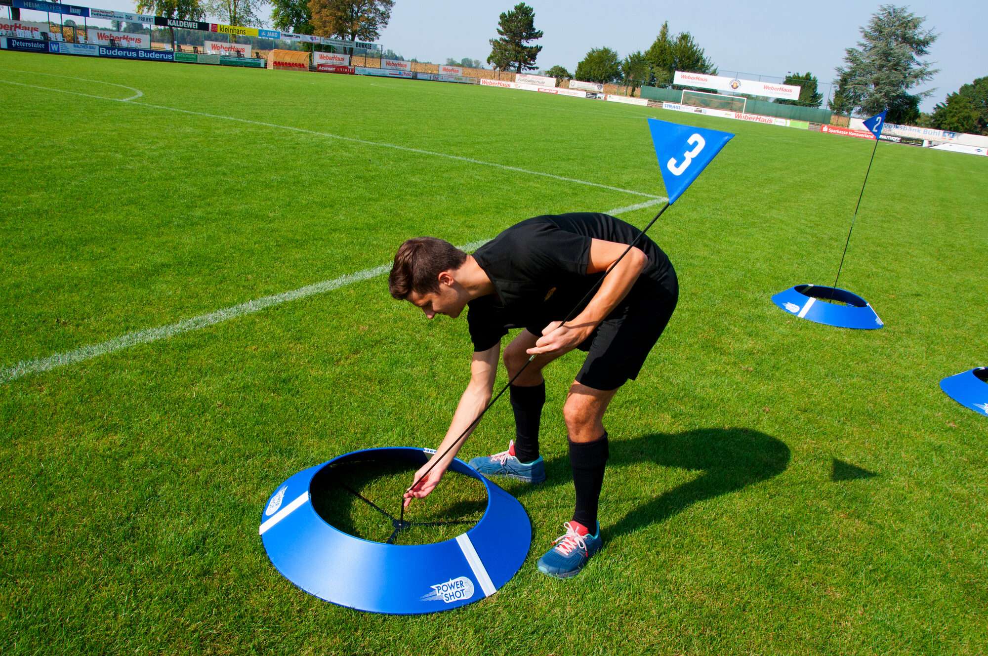 Image du produit : Set van 3 FOOT GOLF doelen met vlaggenmast en draagtas