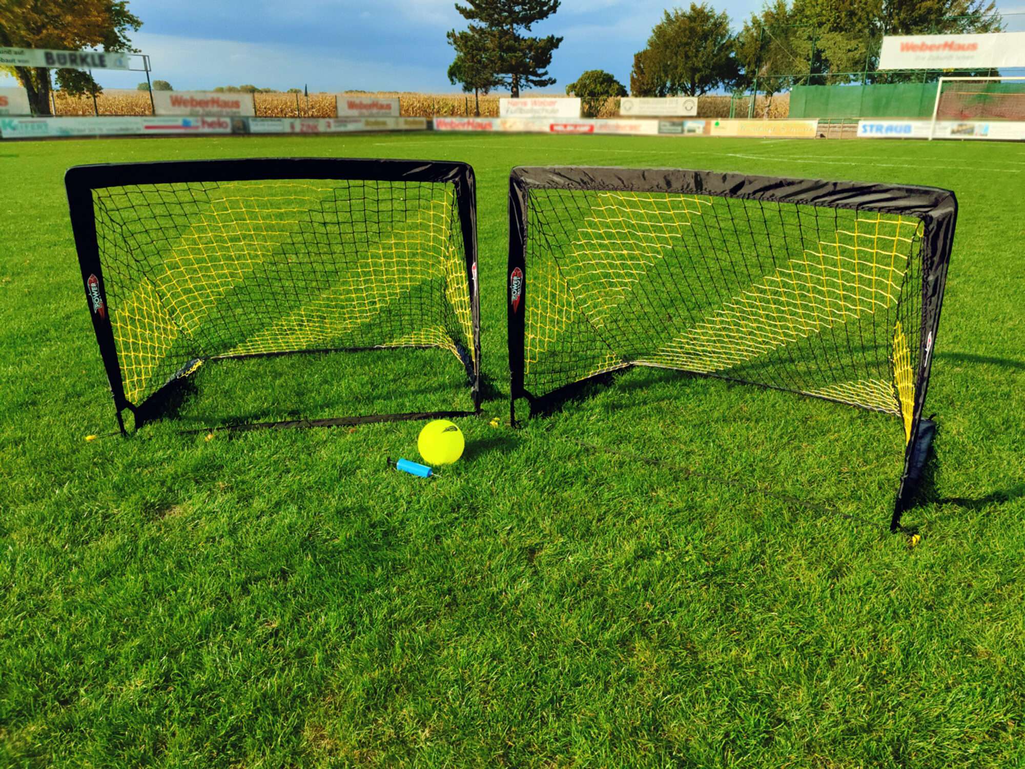 Image du produit : POWERSHOT® 2x Pop Up Goals 1,2x0,9m ( 4' x 3' ) black/yellow