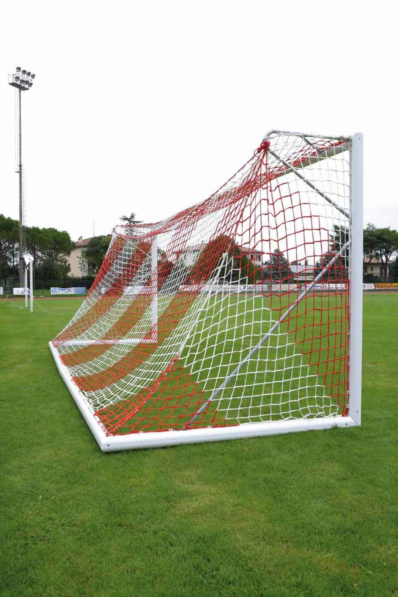 Image du produit : 2-kleurig voetbalnet 3mm (7,32x2,44x0,8x2m) Wit / rood