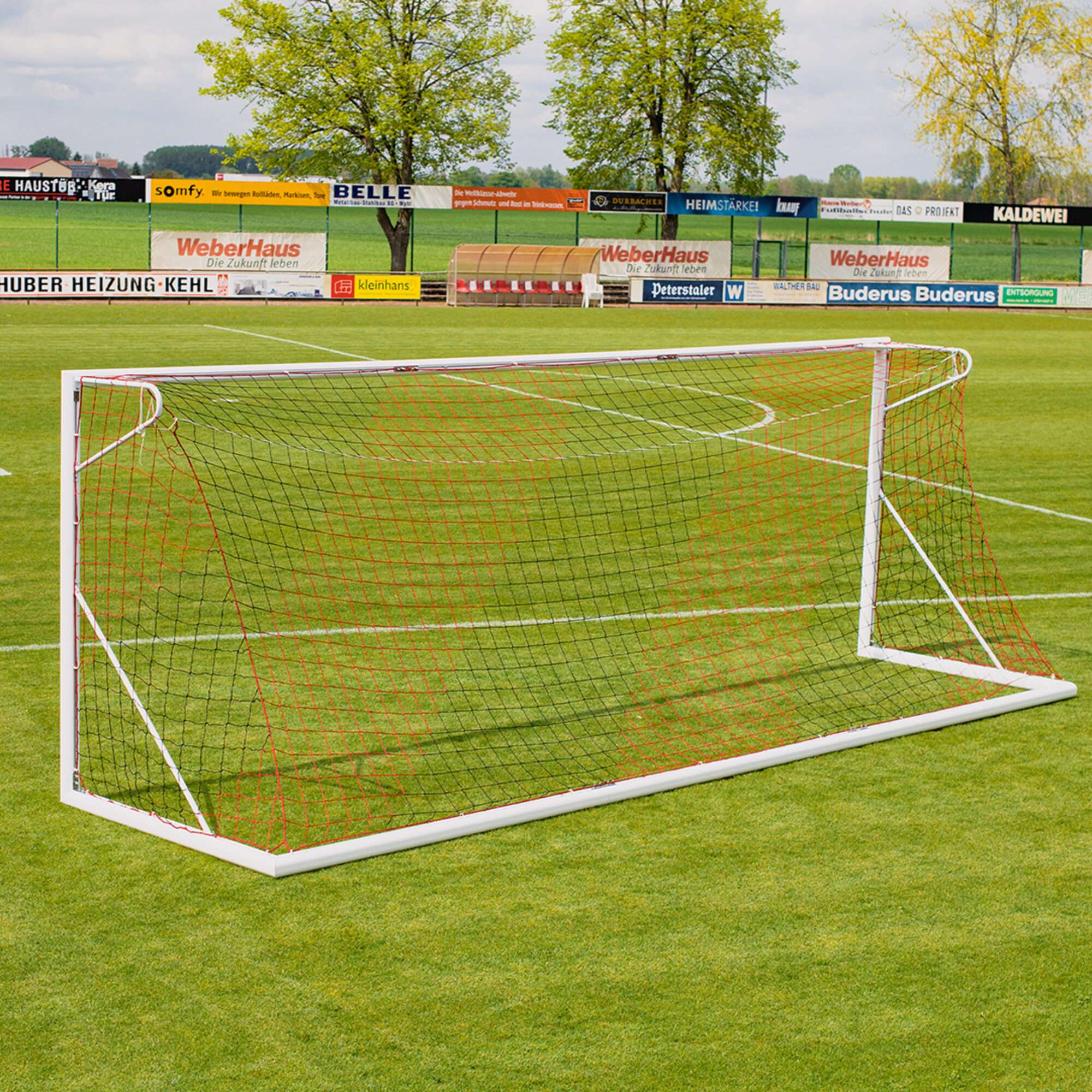 Image du produit : 2-kleurig voetbalnet 3mm (7,32x2,44m) Zwart / rood