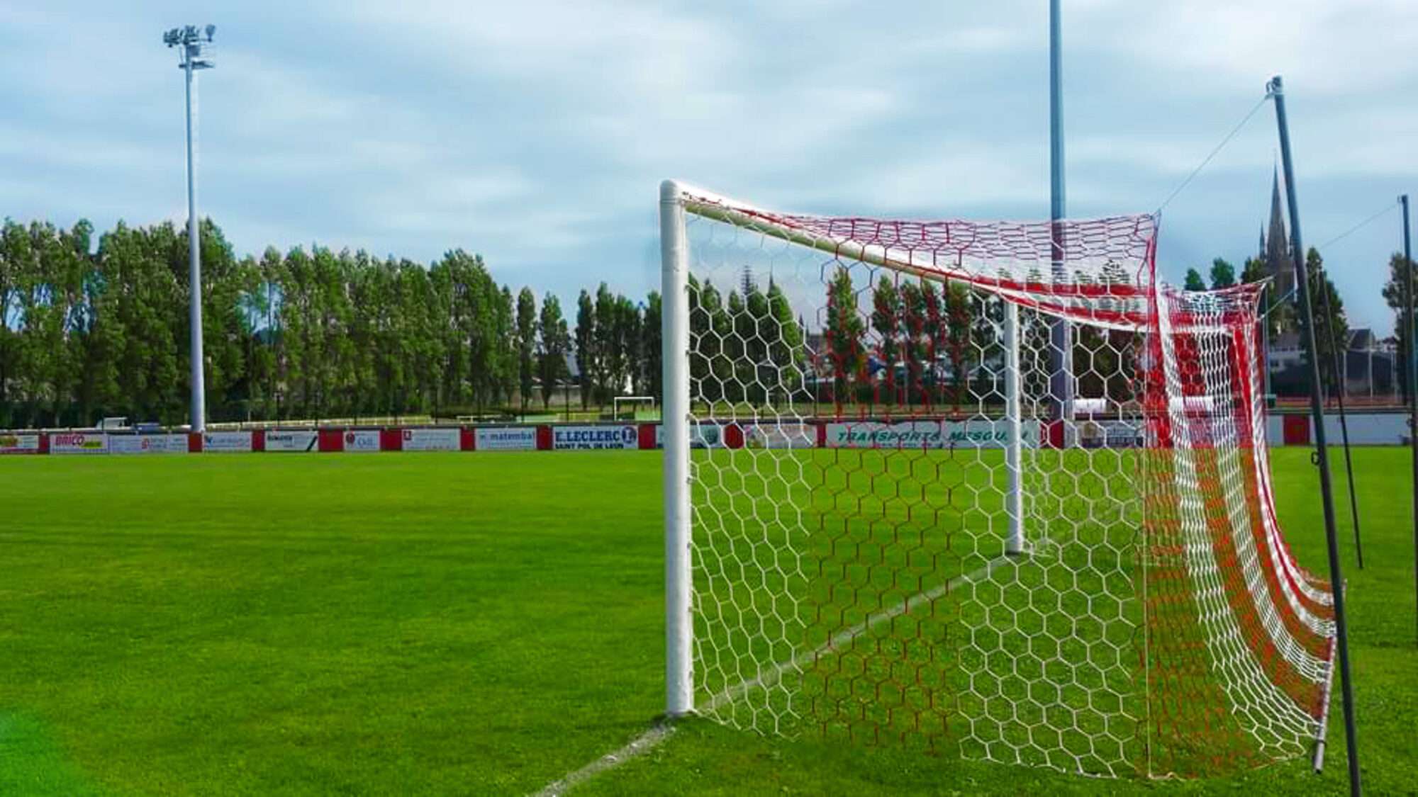 Image du produit : POWERSHOT® Stadium Box Goal Net - 4.5mm - HEXAGONAL - RED/WHITE