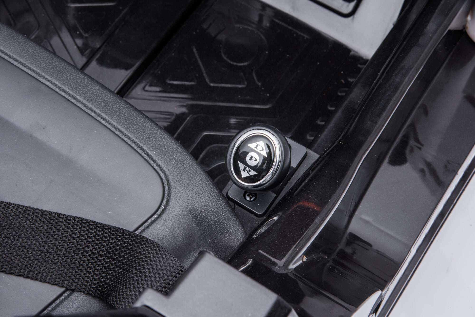 Image du produit : Politieauto in zwarte kleur (3-8 jaar)