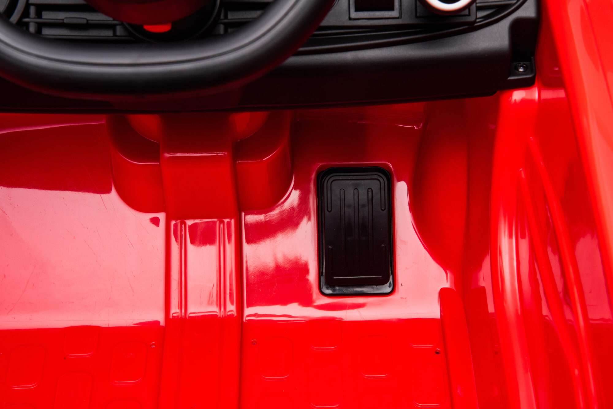 Image du produit : Fiat 500 (2015) met rijbewijs in de kleur Rood (3-8 jaar)