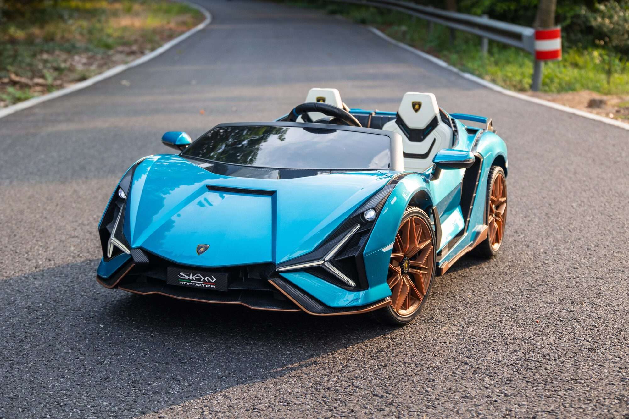 Image du produit : Lamborghini Sian met licentie in blauwe kleur (3-8 jaar)